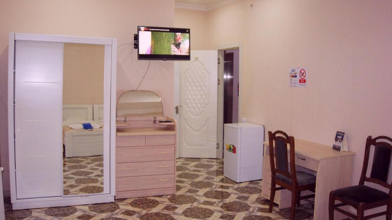 Elite Lux Hotel Тбилиси Екстериор снимка